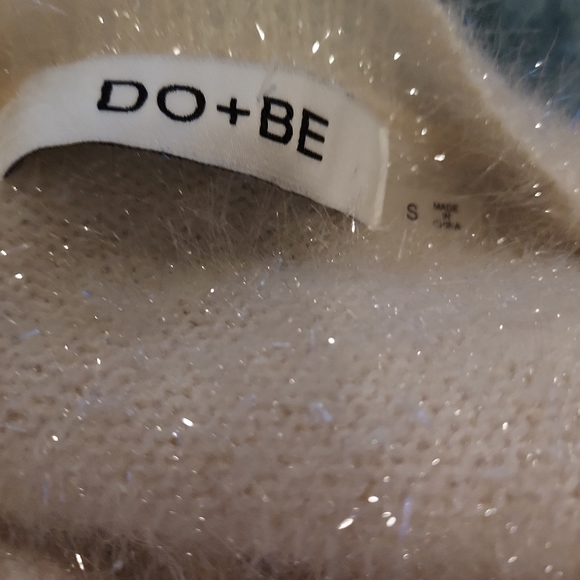 511) Womens Sweater.  DO+BE. - Picture 3 of 3